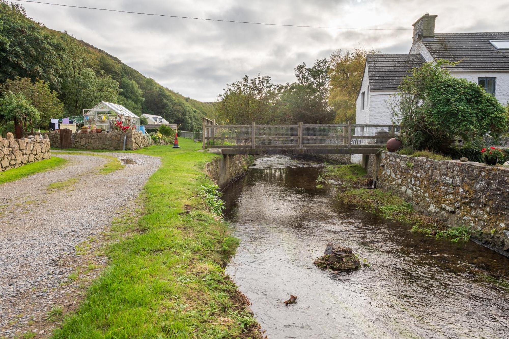 Riverside Bothy In Heart Of Scenic Harbour Village Solva Esterno foto